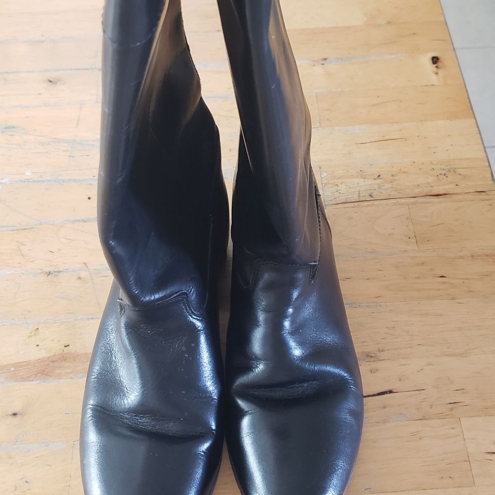 Black Leather Women's Riding Boot